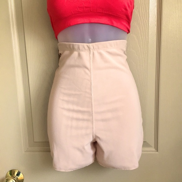 Nude Shapewear Shorts Medium NWOT - Picture 4 of 5